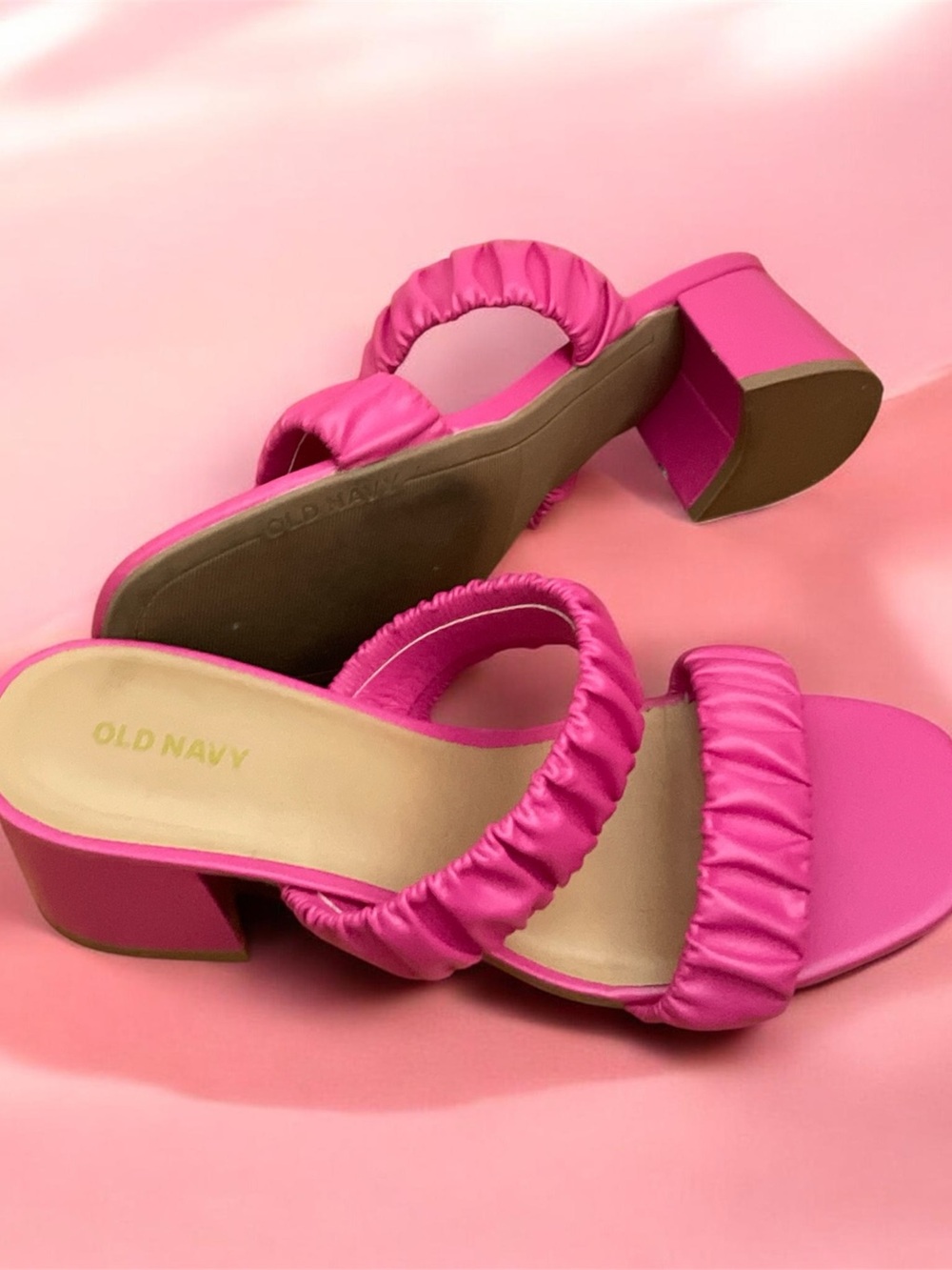 Old Navy Fuchsia Ruched Strap Block Heel Sandals